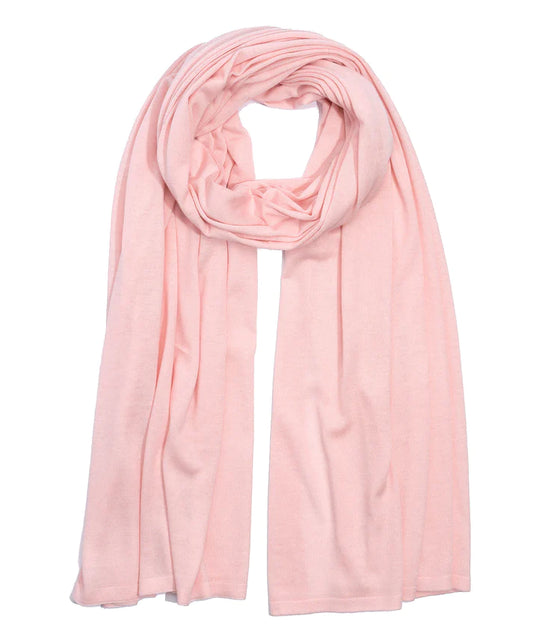 Essential Oversize Travel Wrap in Pink