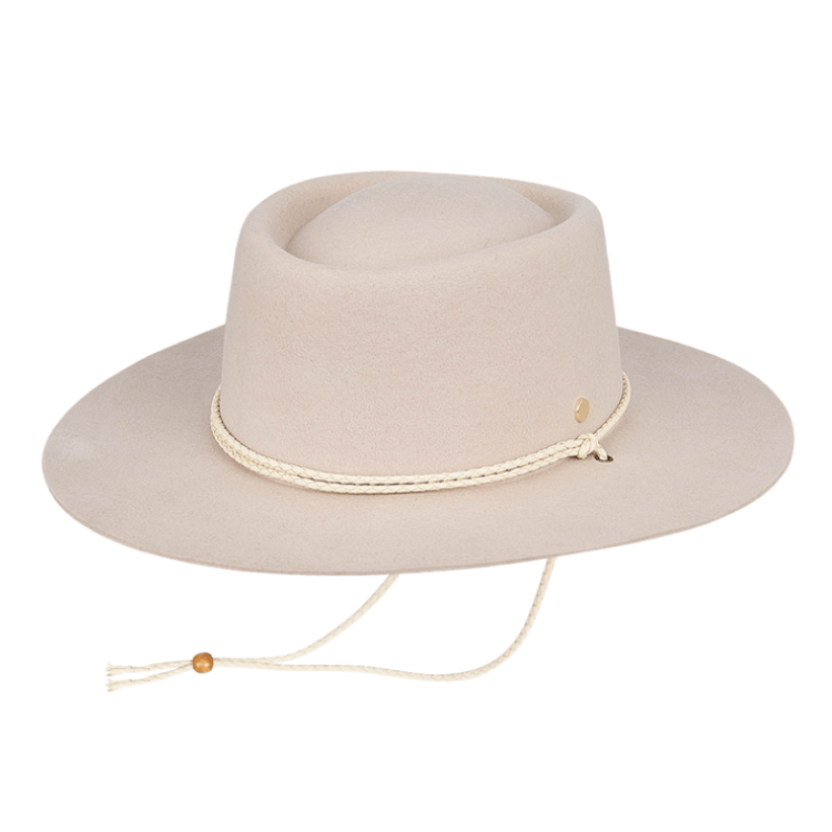 Selwyn Fedora in Stone