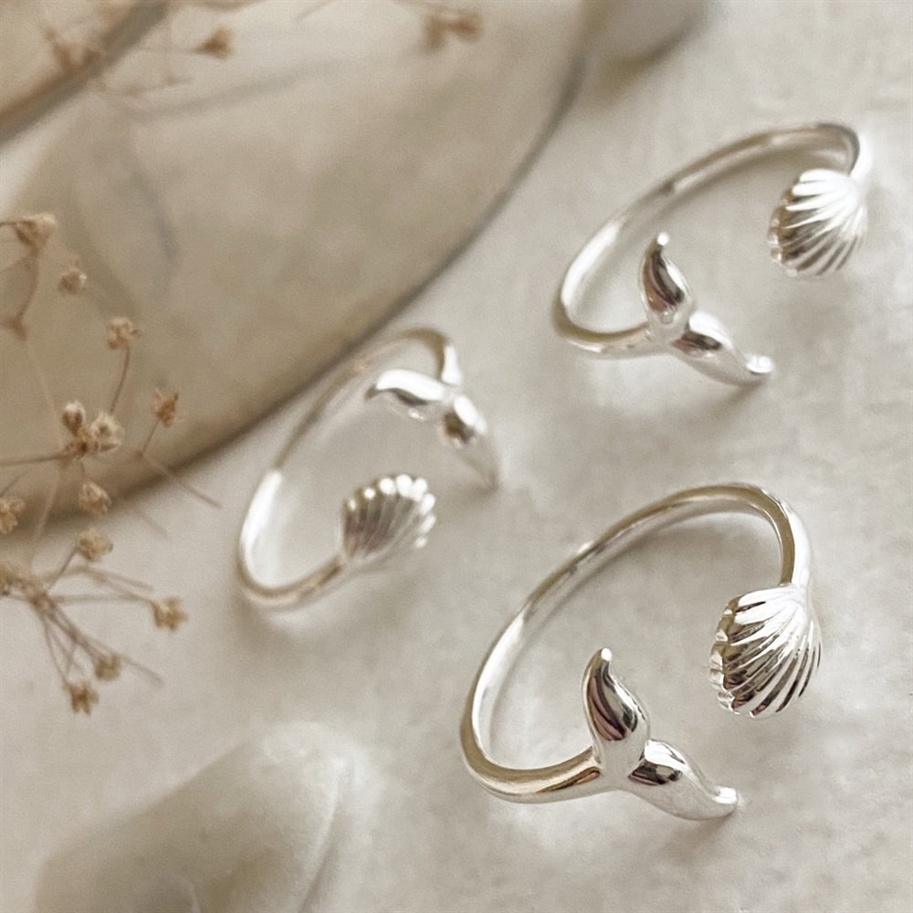 Whale and Shell adjustable Ring