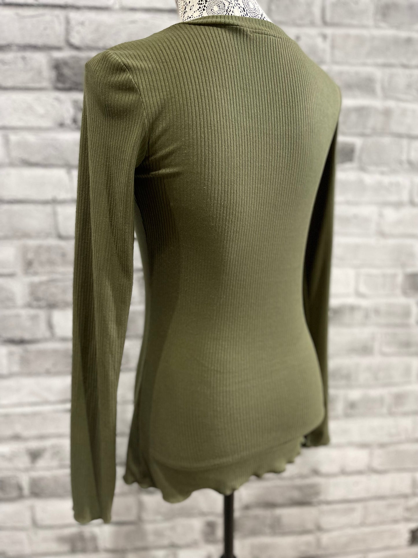 Lightweight Simple Long Sleeve Shirt in Black/Olive/Coco