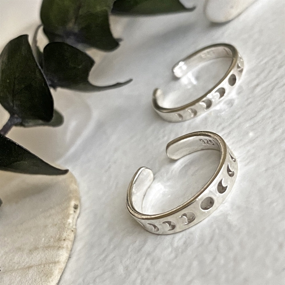 Moon Phase Toe Ring